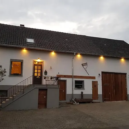 Altes Schreiner Haus In Der Vulkaneifel Holiday home Brockscheid